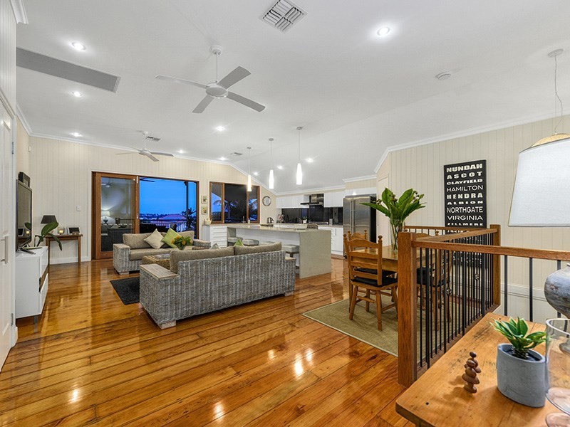 98 Peary Street, Northgate QLD 4013