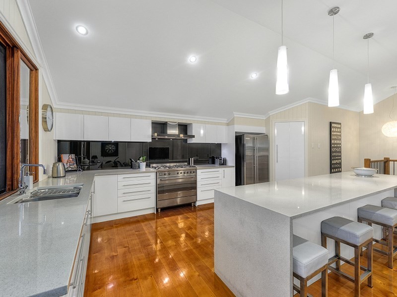 98 Peary Street, Northgate QLD 4013