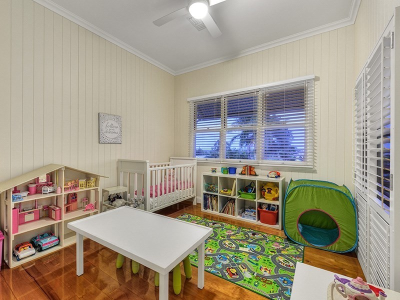 98 Peary Street, Northgate QLD 4013