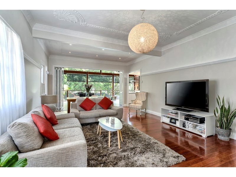 72 Kent Road, Wooloowin QLD 4030