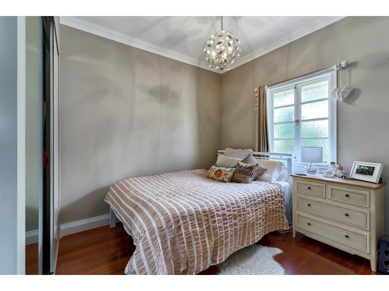 72 Kent Road, Wooloowin QLD 4030