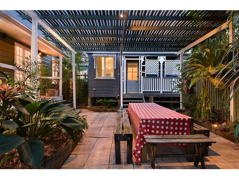 79 Primrose Street, Grange QLD 4051