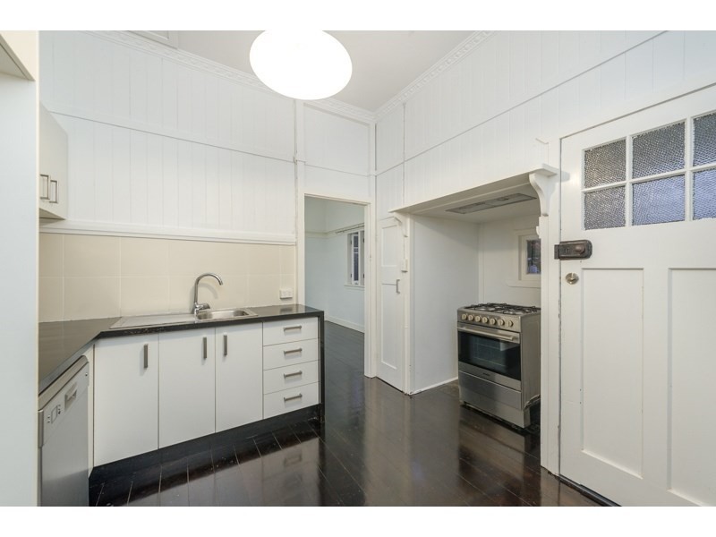 9 Bellevue Terrace, Clayfield QLD 4011