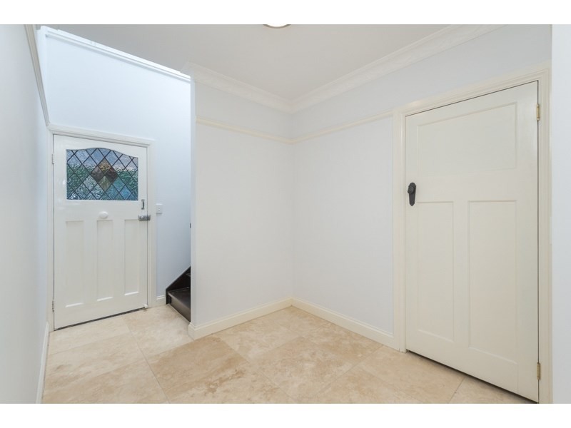 9 Bellevue Terrace, Clayfield QLD 4011