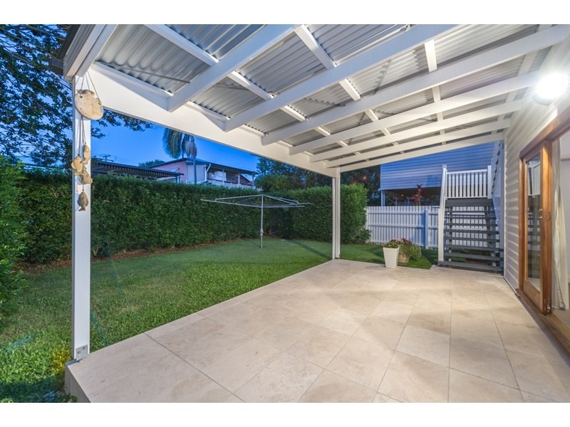 9 Bellevue Terrace, Clayfield QLD 4011