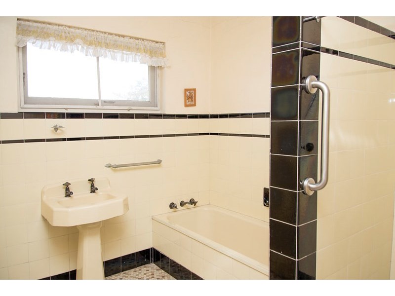 136 Mein Street, Hendra QLD 4011