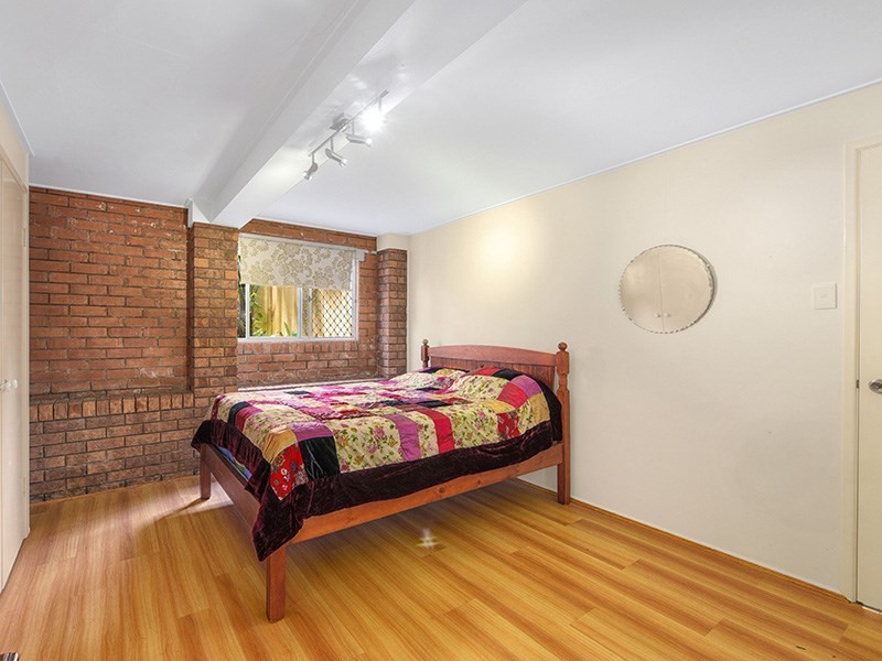 26 Soames Street, Everton Park QLD 4053