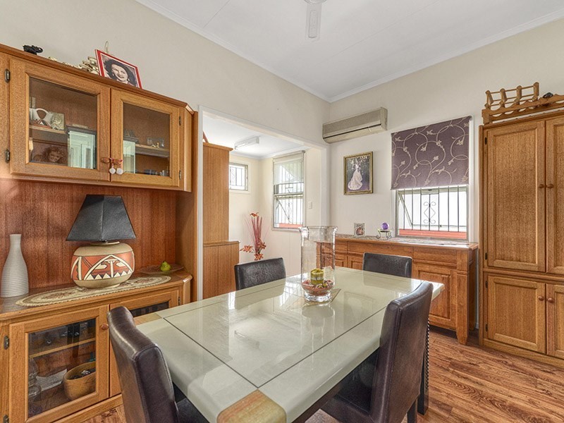 30 Owen Street, Wooloowin QLD 4030