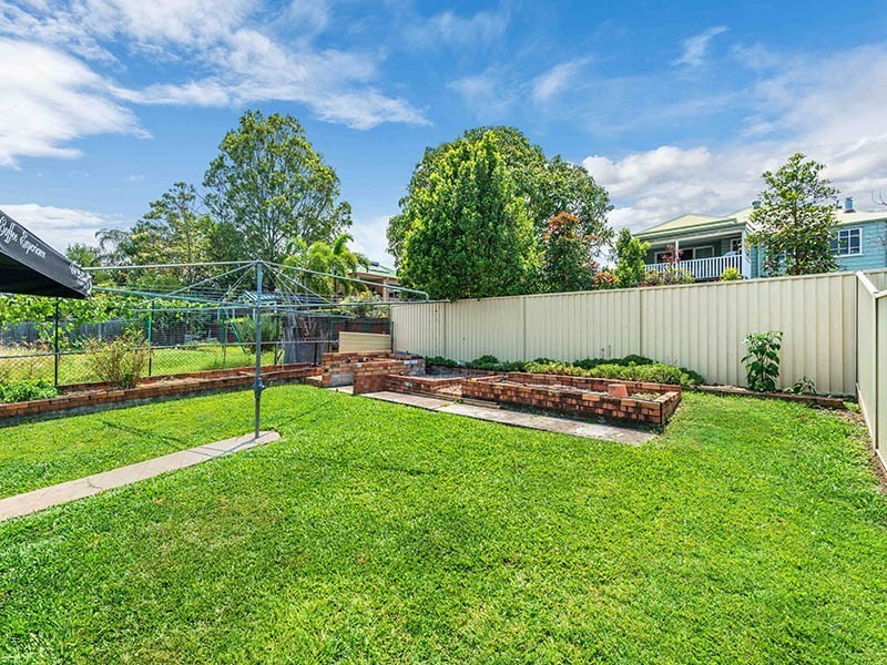 30 Owen Street, Wooloowin QLD 4030