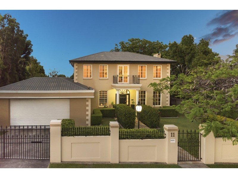 11 Burilda Street, Hendra QLD 4011