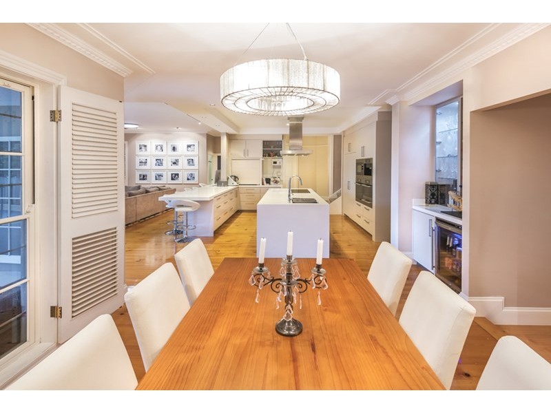 11 Burilda Street, Hendra QLD 4011