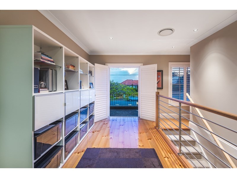 11 Burilda Street, Hendra QLD 4011