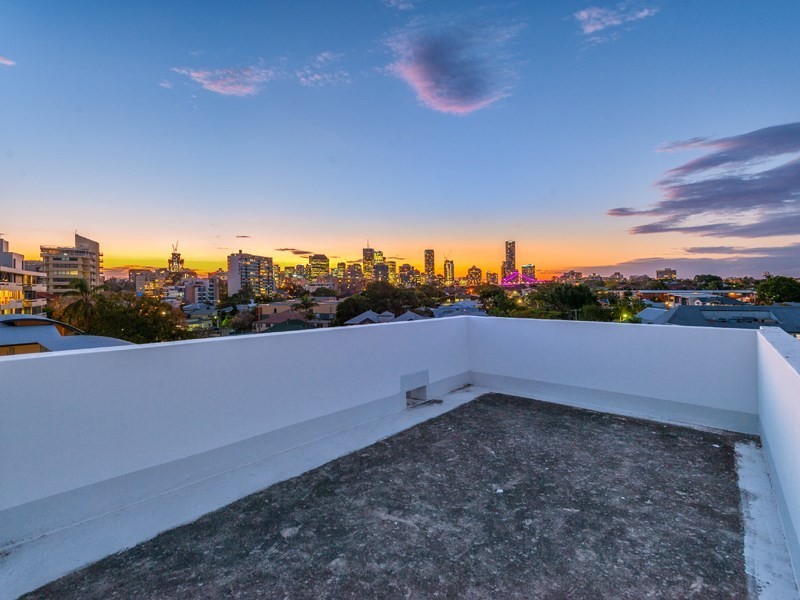 5/110 Oxlade Drive, New Farm QLD 4005