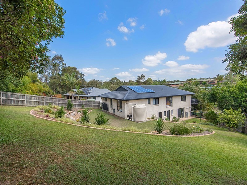 12 Bangalow Place, Albany Creek QLD 4035