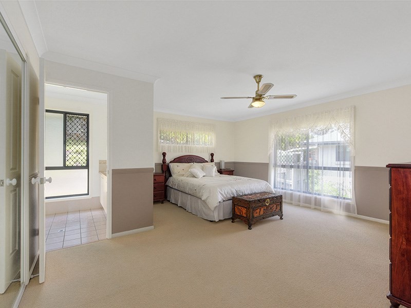 12 Bangalow Place, Albany Creek QLD 4035