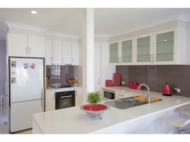 35 Hamilton Avenue, Hendra QLD 4011