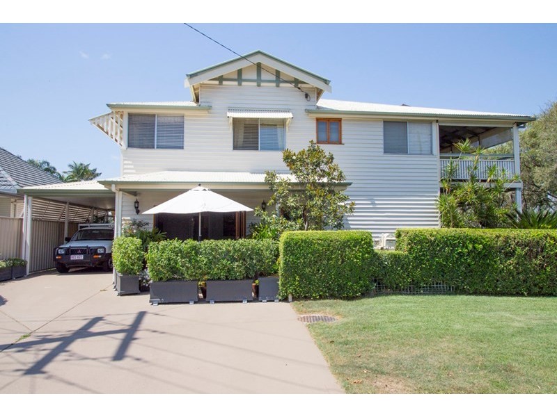 35 Hamilton Avenue, Hendra QLD 4011