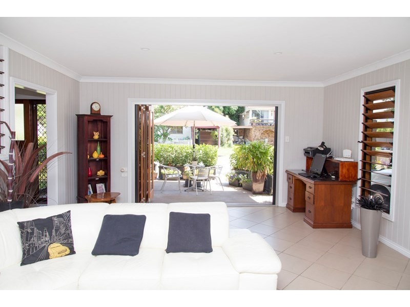 35 Hamilton Avenue, Hendra QLD 4011