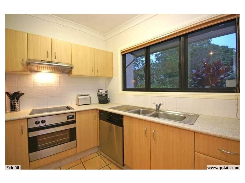 9 Christian Street, Clayfield QLD 4011