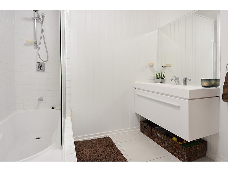 64 Maygar Street, Windsor QLD 4030