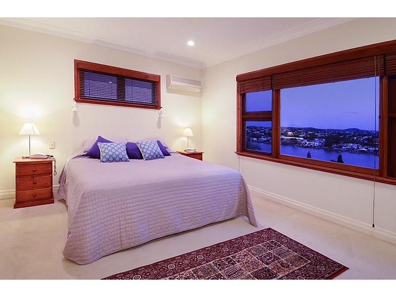 33 Langside Road, Hamilton QLD 4007