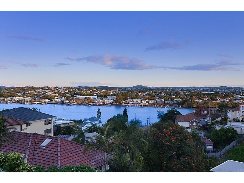 33 Langside Road, Hamilton QLD 4007