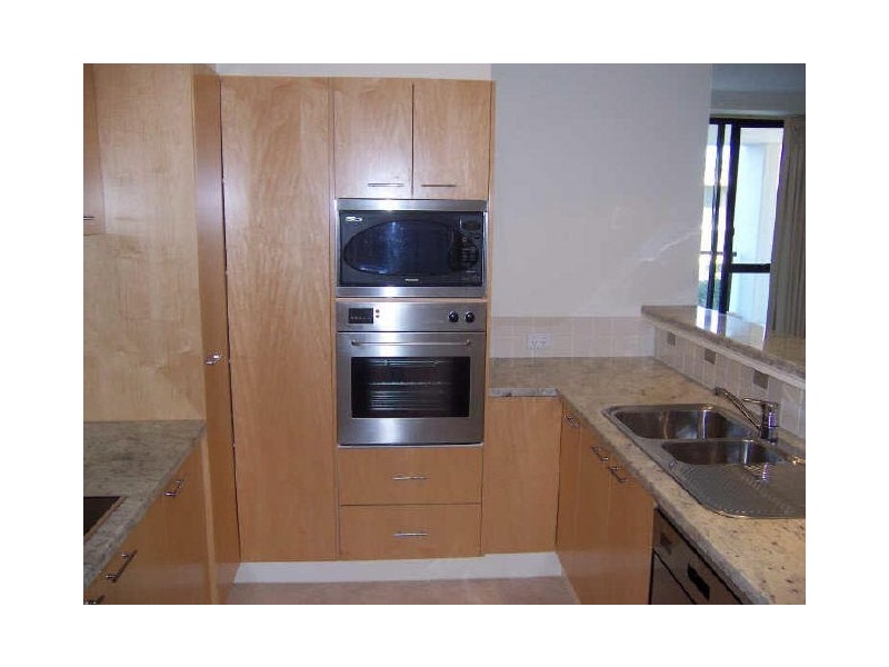 27 Harbour Road, Hamilton QLD 4007