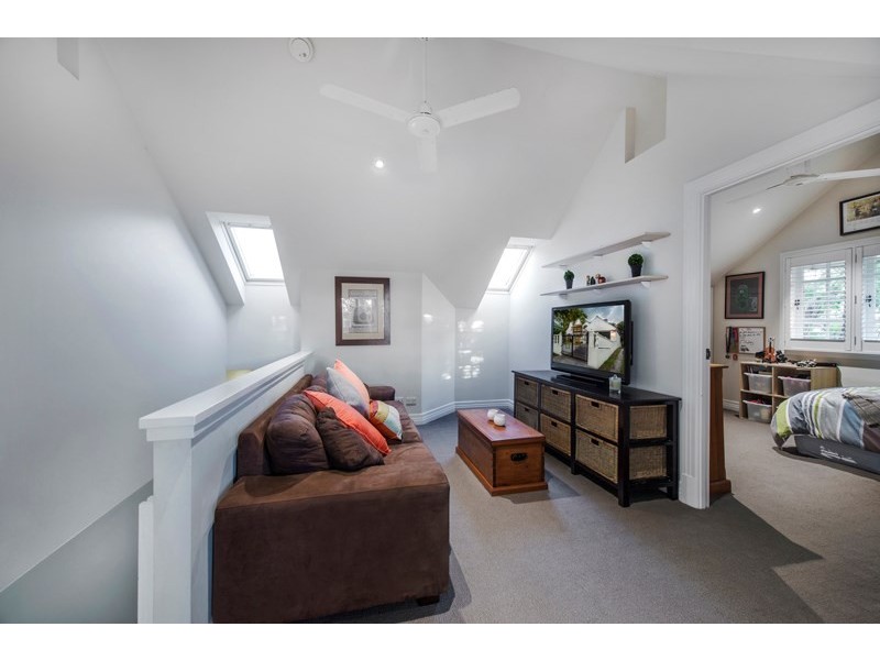 12 Ascot Street, Ascot QLD 4007