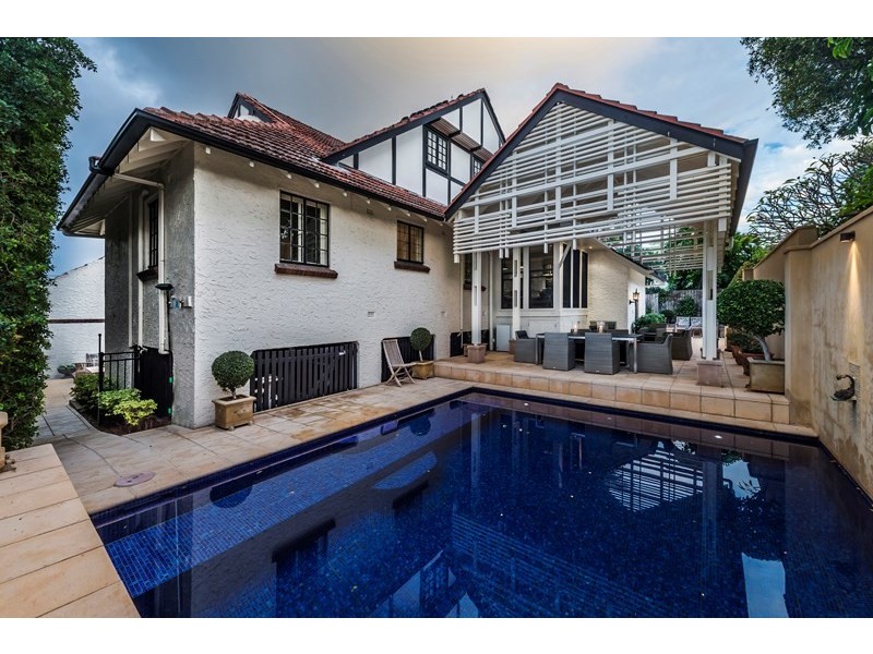 12 Ascot Street, Ascot QLD 4007