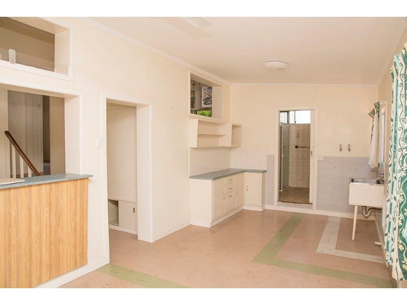 6 Halcyon Street, Wavell Heights QLD 4012