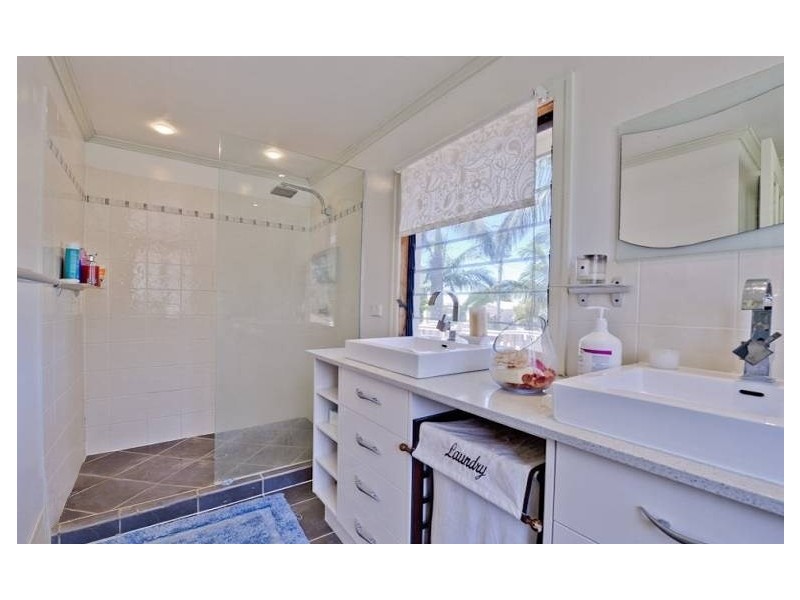 53 Anthony Street, Hamilton QLD 4007