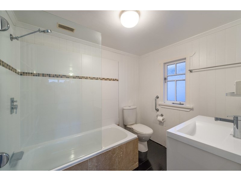 9 Bellevue Terrace, Clayfield QLD 4011