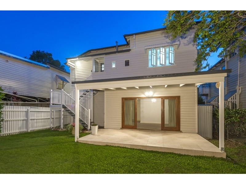 9 Bellevue Terrace, Clayfield QLD 4011
