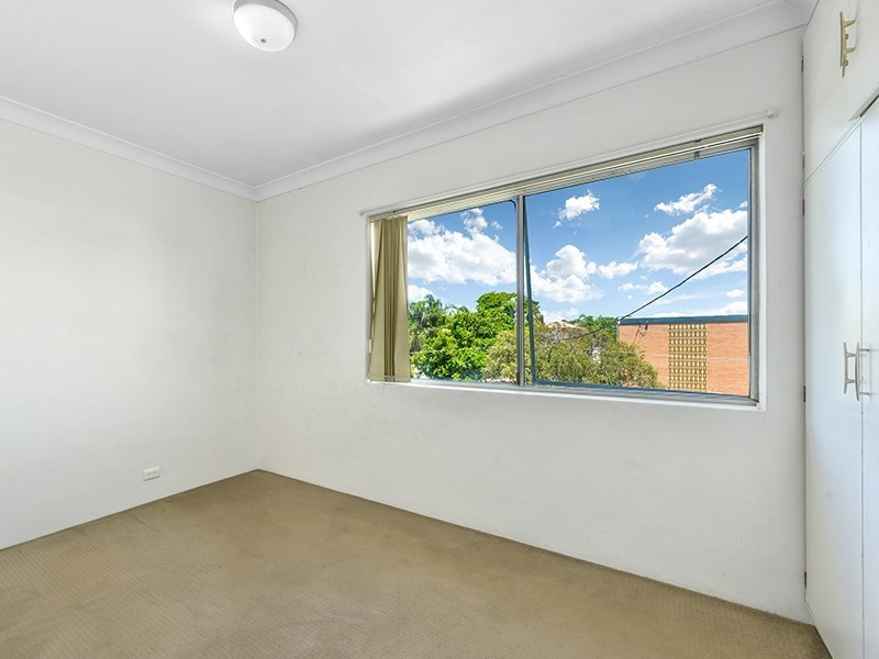 4/17 Napier Street, Ascot QLD 4007