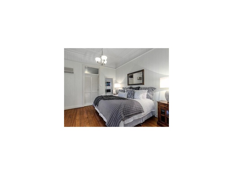 42 Lever Street, Albion QLD 4010