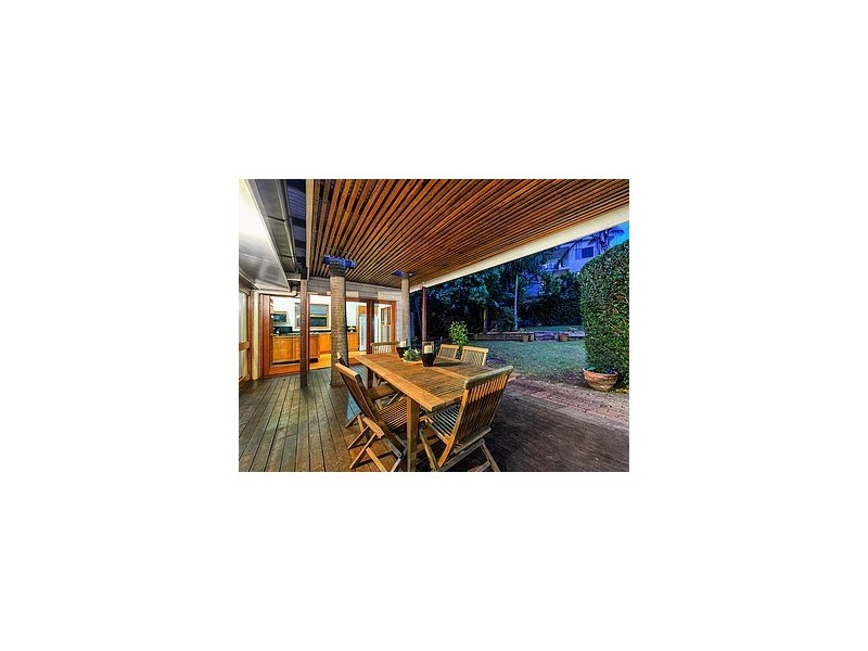 42 Lever Street, Albion QLD 4010