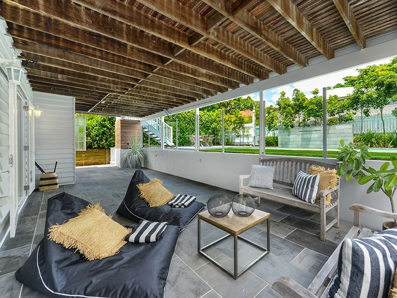 74 Woodville Street, Hendra QLD 4011