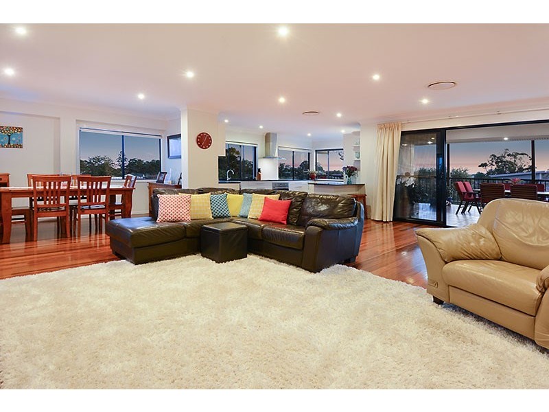 110 Wilgarning Street, Stafford Heights QLD 4053