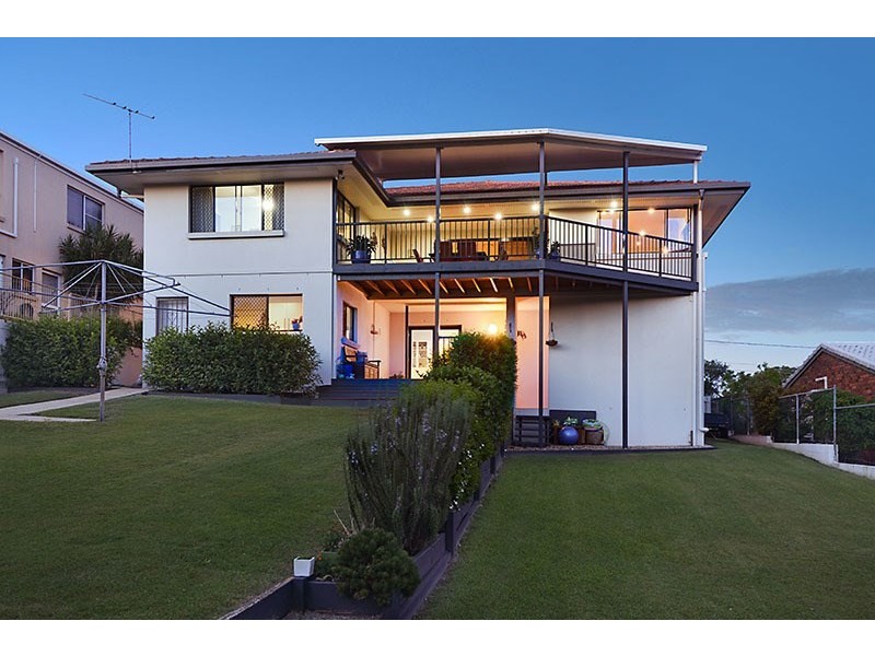 110 Wilgarning Street, Stafford Heights QLD 4053