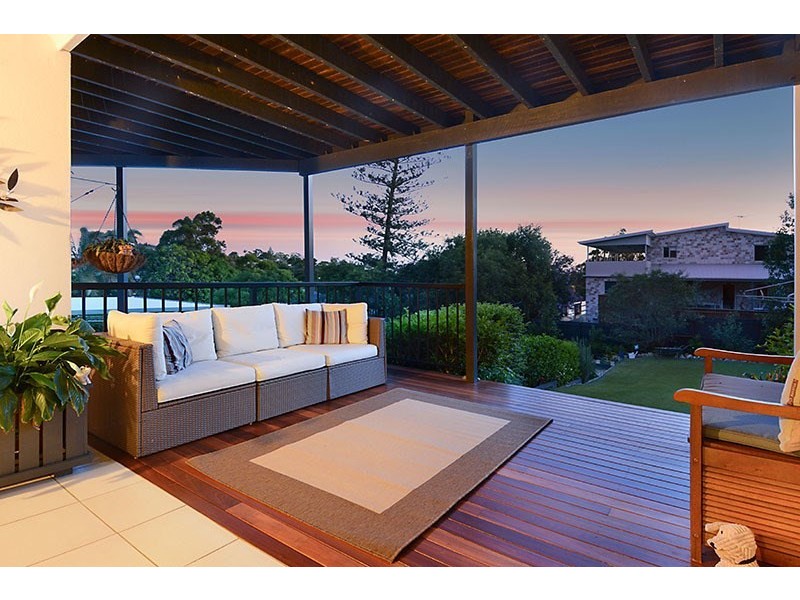 110 Wilgarning Street, Stafford Heights QLD 4053