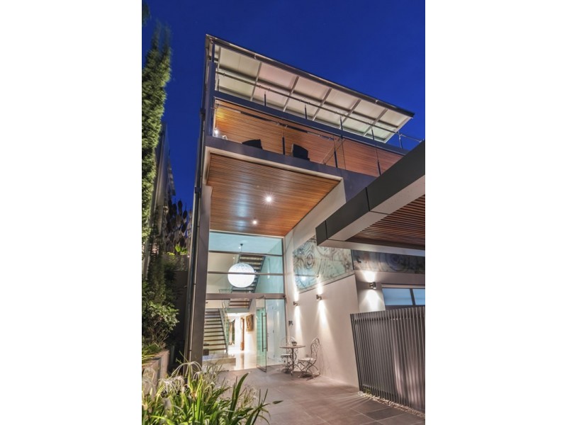 69 Queens Road, Hamilton QLD 4007