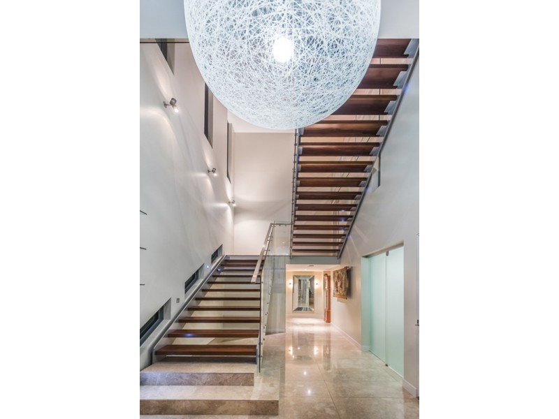 69 Queens Road, Hamilton QLD 4007