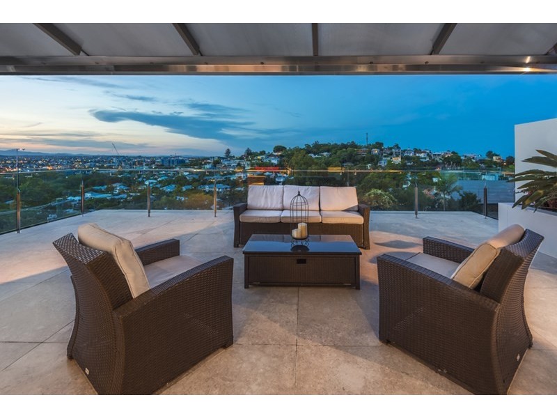 69 Queens Road, Hamilton QLD 4007