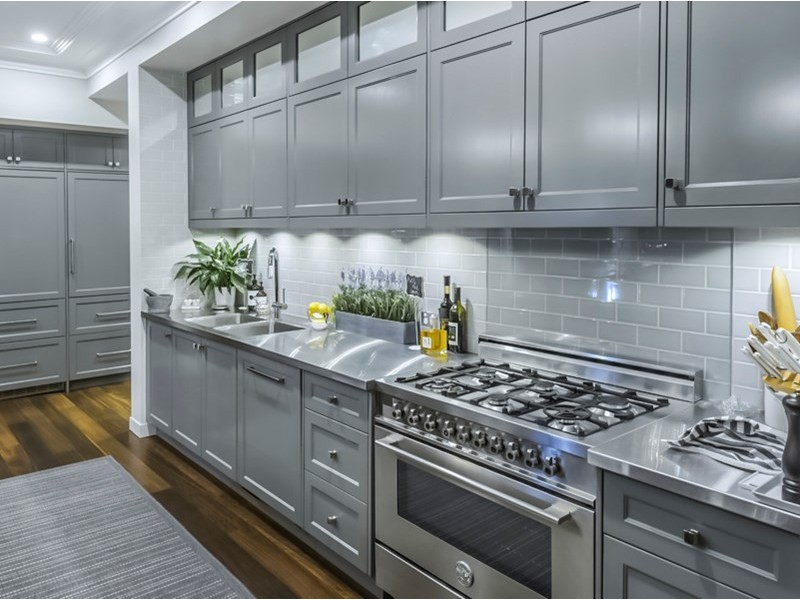 23 Rossiter Parade, Hamilton QLD 4007