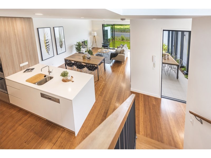 604/12 Parkside Circuit, Hamilton QLD 4007