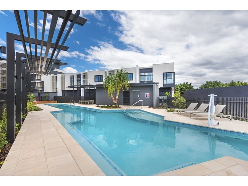 604/12 Parkside Circuit, Hamilton QLD 4007