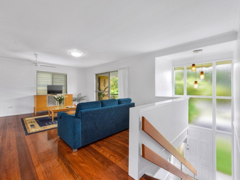 2 Caradon Street, Albany Creek QLD 4035