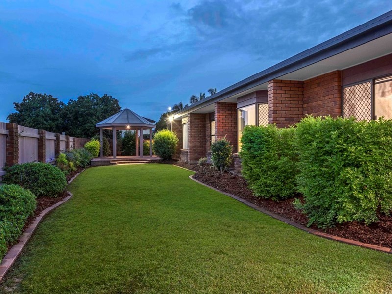 21 Flametree Street, Bridgeman Downs QLD 4035