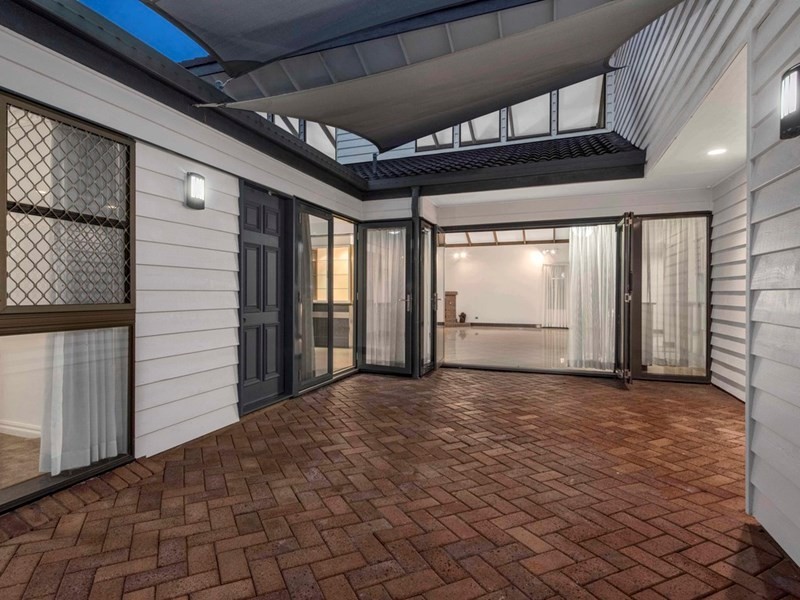 21 Flametree Street, Bridgeman Downs QLD 4035