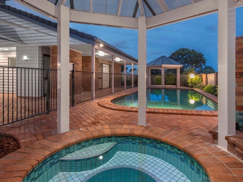 21 Flametree Street, Bridgeman Downs QLD 4035